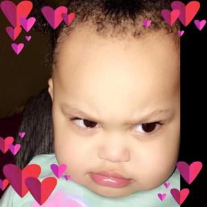 Meet your Posher, Carla